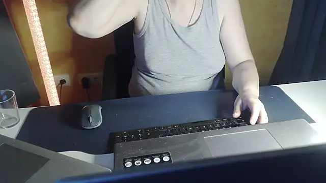 Sweet Phoenix online show from 06/25/26, 07:07