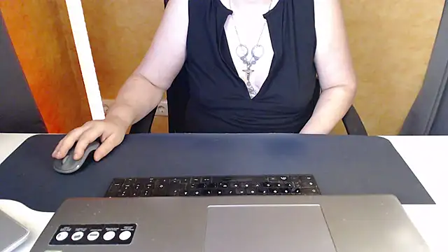 Sweet Phoenix online show from 06/27/26, 12:22