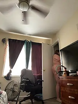 Thickarella420 online show from 01/02/25, 02:57