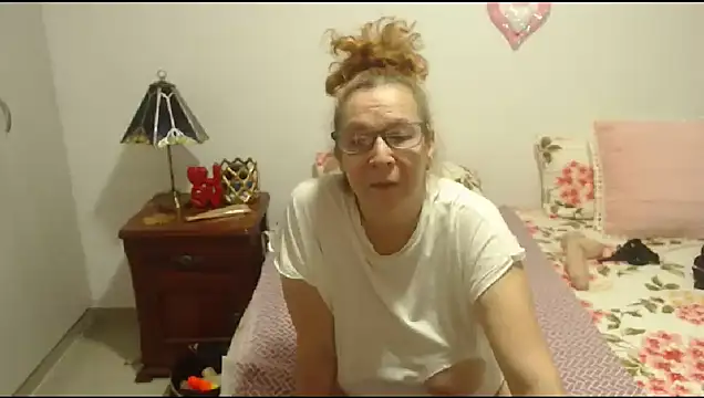 milchanel online show from 09/10/25, 06:46