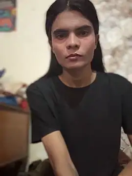 Enna Zarza  online show from 05/08/26, 07:03