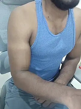 hot boy dic online show from 03/30/26, 11:11