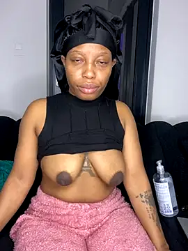 Thando04 online show from 10/19/25, 05:46