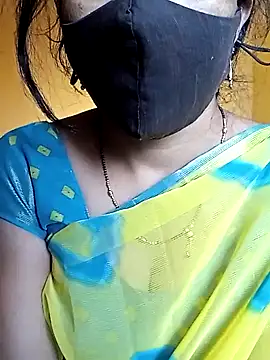 lovelygirl4567 online show from 01/07/25, 04:50