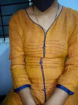 lovelygirl4567 online show from 02/04/25, 03:36