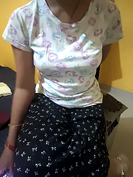 Snapshot of lovelygirl4567 chatting on 09/18/25, 02:52 lovelygirl4567 online show from 09/18/25, 02:52