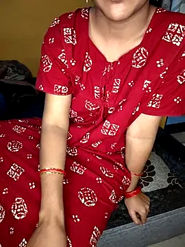 Snapshot of lovelygirl4567 chatting on 09/27/25, 04:56 lovelygirl4567 online show from 09/27/25, 04:56