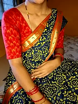 Snapshot of lovelygirl4567 chatting on 10/04/25, 05:16 lovelygirl4567 online show from 10/04/25, 05:16