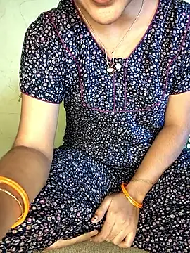 Snapshot of lovelygirl4567 chatting on 10/16/25, 05:19 lovelygirl4567 online show from 10/16/25, 05:19