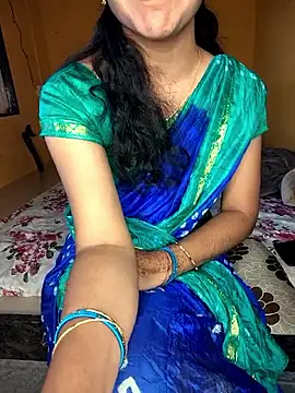 Snapshot of lovelygirl4567 chatting on 10/21/25, 06:14 lovelygirl4567 online show from 10/21/25, 06:14