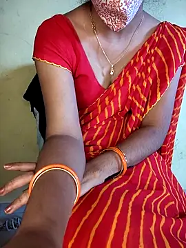 Snapshot of lovelygirl4567 chatting on 10/26/25, 06:30 lovelygirl4567 online show from 10/26/25, 06:30