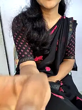 Snapshot of lovelygirl4567 chatting on 10/27/25, 07:45 lovelygirl4567 online show from 10/27/25, 07:45