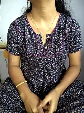 Snapshot of lovelygirl4567 chatting on 11/09/25, 05:28 lovelygirl4567 online show from 11/09/25, 05:28