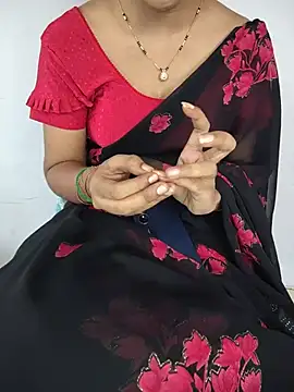 lovelygirl4567 online show from 06/07/26, 05:44