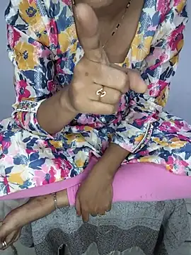 lovelygirl4567 online show from 07/04/26, 02:34