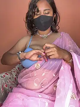 Snapshot of Lovely-Shivani chatting on 03/11/25, 08:09 Lovely-Shivani online show from 03/11/25, 08:09