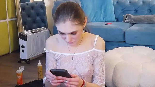 SamaraSinn online show from 11/28/25, 04:48