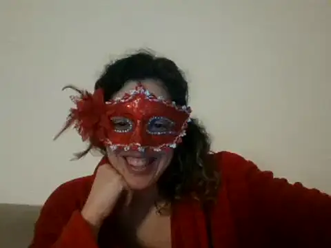 Snapshot of couple-tuga chatting on 01/29/25, 10:32 couple-tuga online show from 01/29/25, 10:32