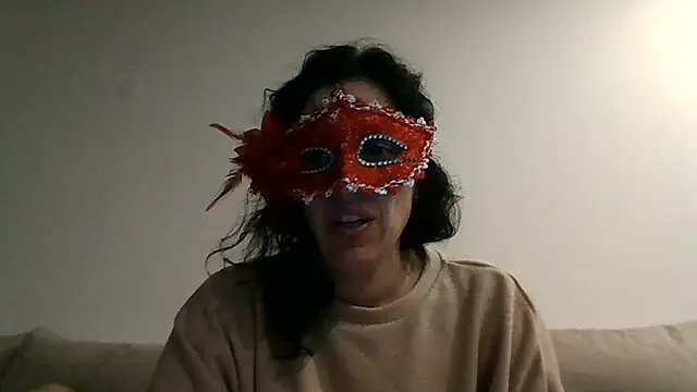 Snapshot of couple-tuga chatting on 02/14/25, 10:36 couple-tuga online show from 02/14/25, 10:36