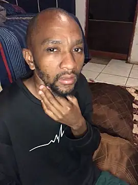 Snapshot of MKbesxxx chatting on 12/05/25, 09:00 MKbesxxx online show from 12/05/25, 09:00