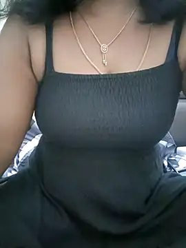 Snapshot of Tamil_Vishalini chatting on 09/18/25, 03:47 Tamil Vishalini online show from 09/18/25, 03:47