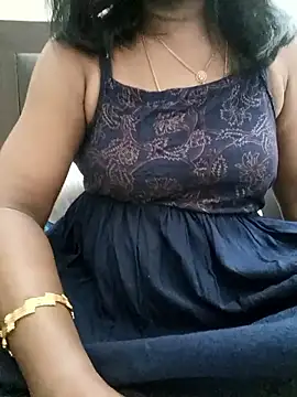 Snapshot of Tamil_Vishalini chatting on 09/24/25, 06:17 Tamil Vishalini online show from 09/24/25, 06:17