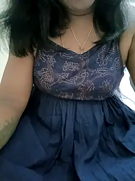 Snapshot of Tamil_Vishalini chatting on 09/26/25, 09:02 Tamil Vishalini online show from 09/26/25, 09:02