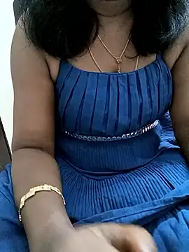 Snapshot of Tamil_Vishalini chatting on 10/08/25, 06:27 Tamil Vishalini online show from 10/08/25, 06:27