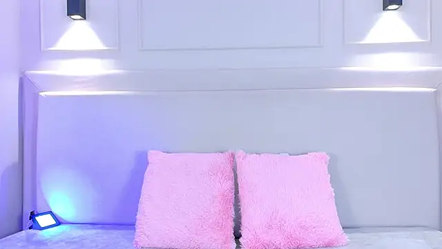 NickyBelmonth online show from 09/17/25, 11:34