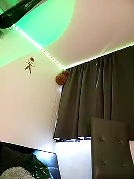 Snapshot of bronwgirl69 chatting on 03/09/25, 07:48 bronwgirl69 online show from 03/09/25, 07:48