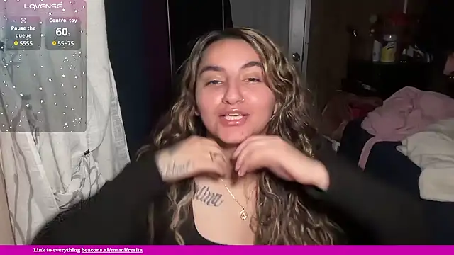 Snapshot of mamifresita chatting on 02/02/26, 04:22 mamifresita online show from 02/02/26, 04:22