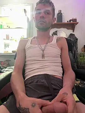 Snapshot of Trystan_Spellman chatting on 06/10/26, 03:22 Trystan Spellman online show from 06/10/26, 03:22