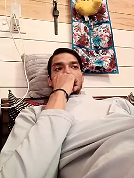 Snapshot of Tarun_0026 chatting on 11/03/25, 06:14 Tarun 0026 online show from 11/03/25, 06:14