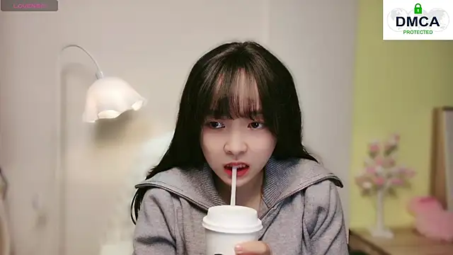 Snapshot of Chenjing0 chatting on 01/10/25, 10:06 Chenjing0 online show from 01/10/25, 10:06