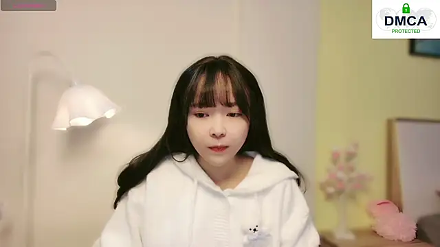 Snapshot of Chenjing0 chatting on 01/12/25, 05:03 Chenjing0 online show from 01/12/25, 05:03
