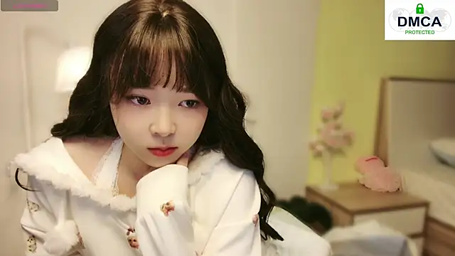 Snapshot of Chenjing0 chatting on 01/18/25, 01:08 Chenjing0 online show from 01/18/25, 01:08