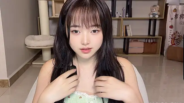 Snapshot of Chenjing0 chatting on 10/06/25, 02:31 Chenjing0 online show from 10/06/25, 02:31