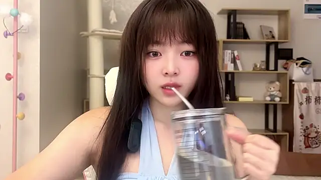 Snapshot of Chenjing0 chatting on 10/16/25, 03:07 Chenjing0 online show from 10/16/25, 03:07