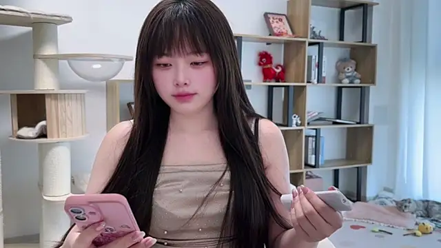 Chenjing0 online show from 05/25/26, 07:03