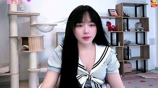 Chenjing0 online show from 07/04/26, 12:33
