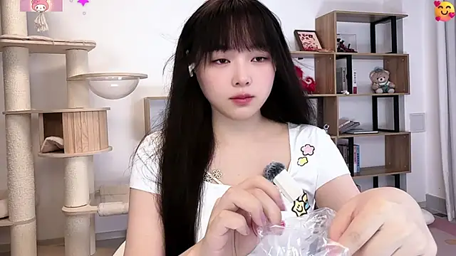 Chenjing0 online show from 07/05/26, 12:34