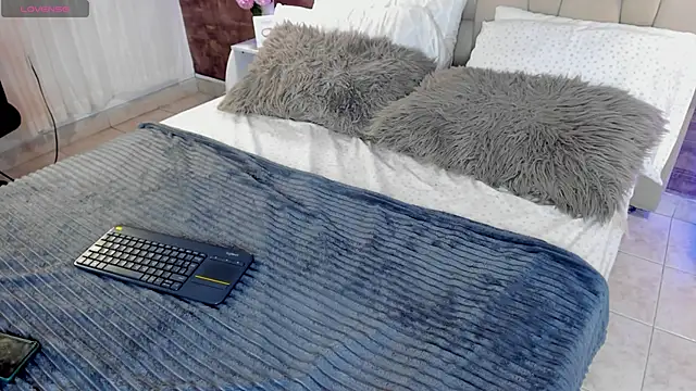 Scarlet lace online show from 03/05/25, 07:38