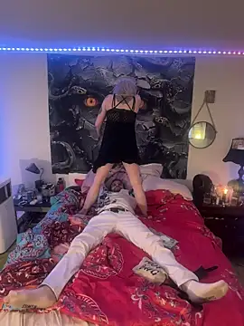 Snapshot of damselaintstressn chatting on 10/07/25, 06:05 damselaintstressn online show from 10/07/25, 06:05