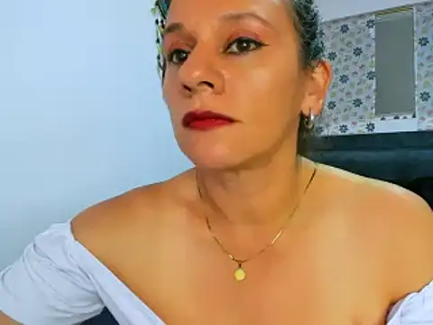 Snapshot of sofi_saliva2511 chatting on 10/30/25, 06:30 sofi saliva2511 online show from 10/30/25, 06:30