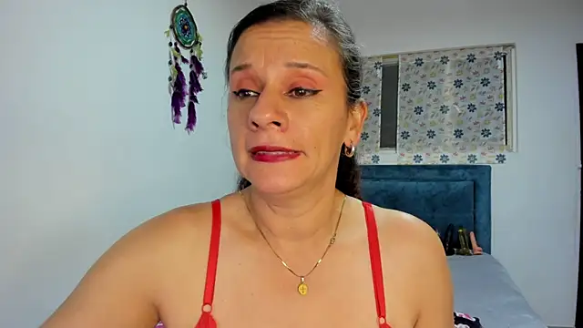 Snapshot of sofi_saliva2511 chatting on 11/25/25, 01:16 sofi saliva2511 online show from 11/25/25, 01:16