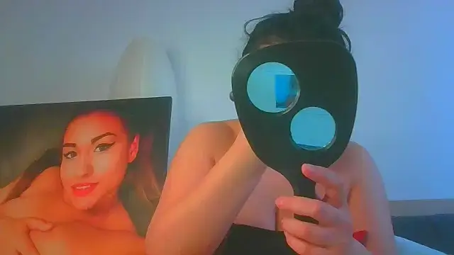 Snapshot of TheTopSecret chatting on 03/04/25, 10:02 TheTopSecret online show from 03/04/25, 10:02