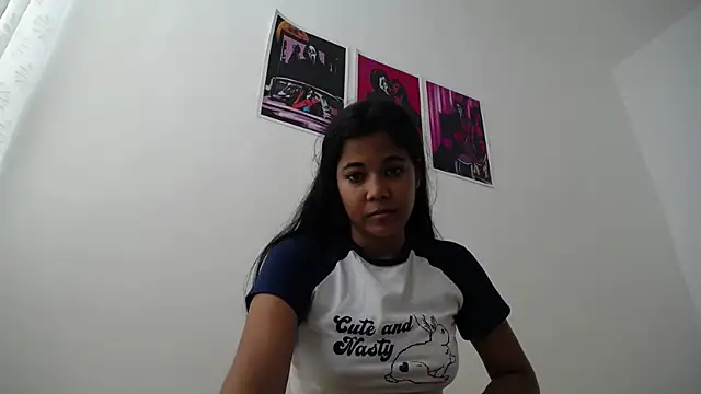Snapshot of kathypiercee chatting on 10/13/25, 06:19 kathypiercee online show from 10/13/25, 06:19