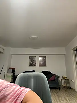 Snapshot of miaceleste chatting on 10/27/25, 06:34 miaceleste online show from 10/27/25, 06:34