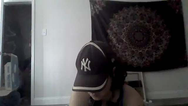 Snapshot of ParkerGYATT chatting on 06/10/26, 05:01 ParkerGYATT online show from 06/10/26, 05:01