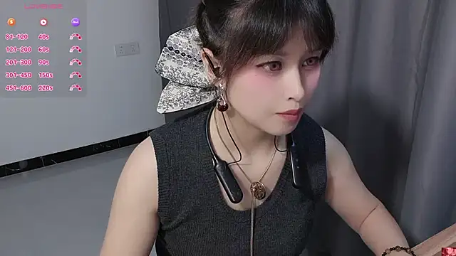 Lucky-xiuxiu online show from 10/03/25, 01:52